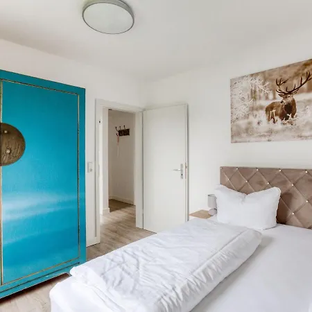 Apartment Alluring Holiday In With Garden *